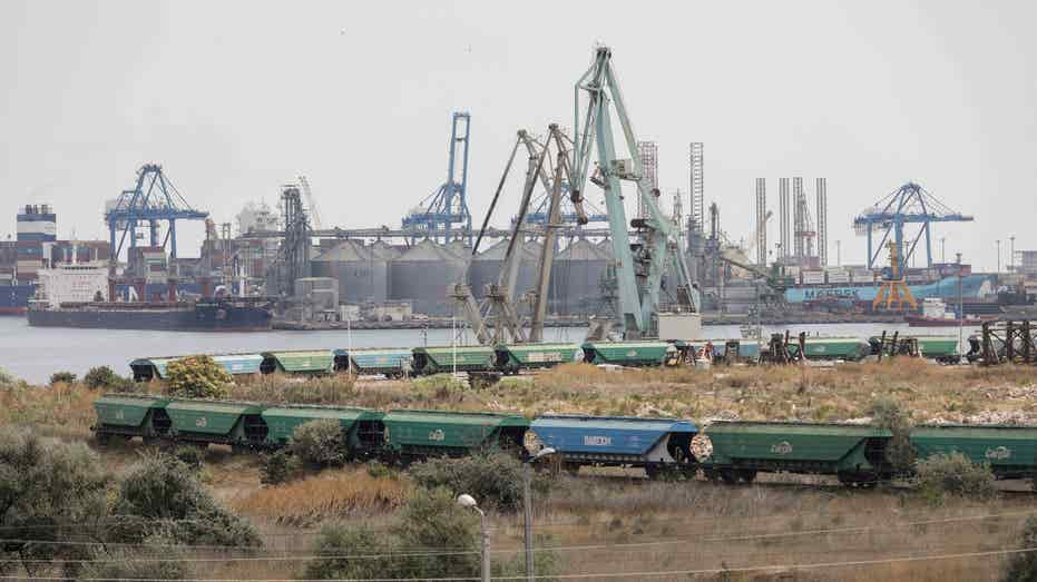 Ukrainian grain entering Romanian port