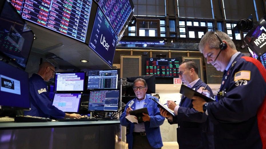 Wall Street New York Stock Exchange Traders