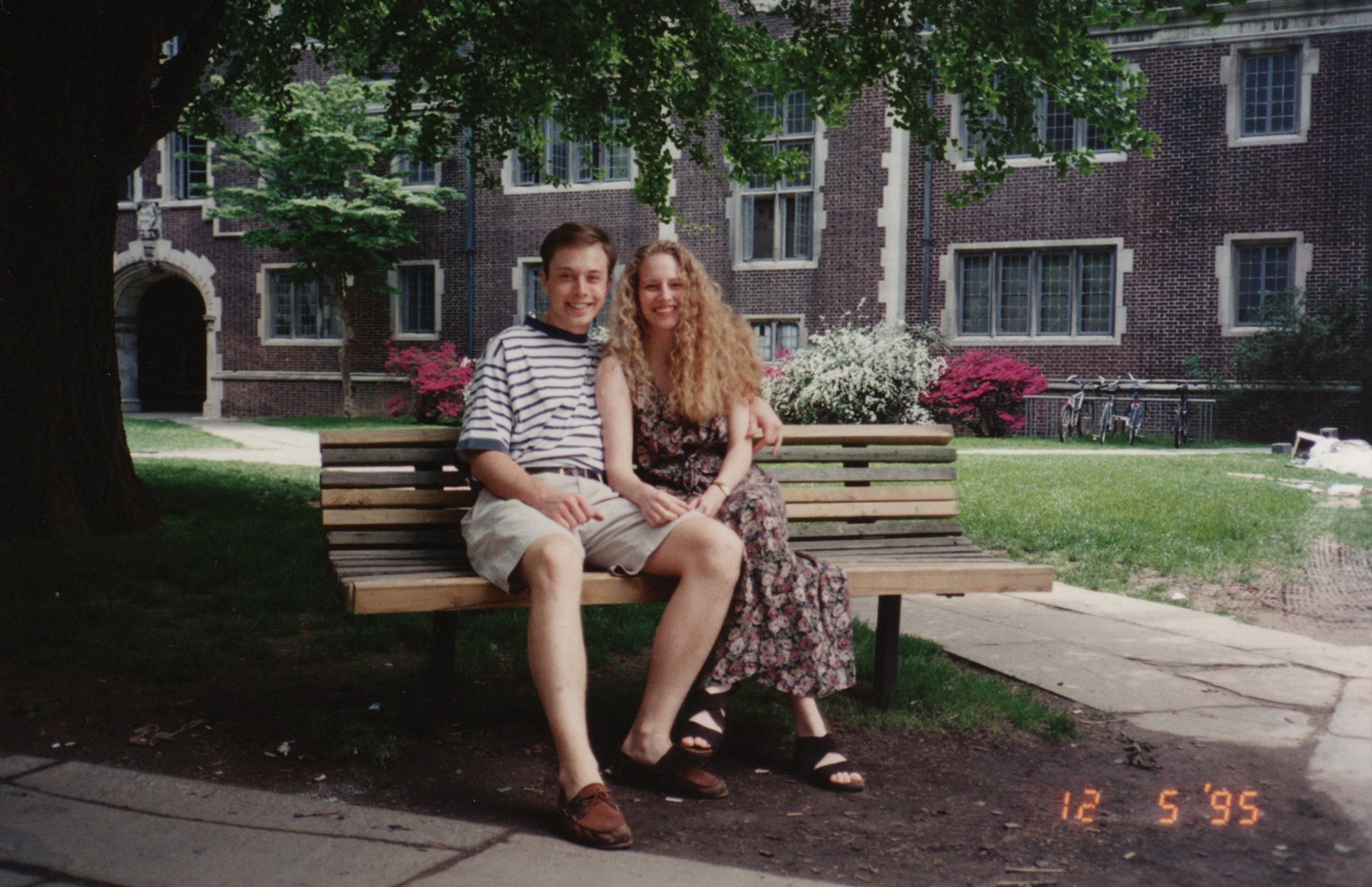 Elon Musk's ex-girlfriend auctioning off never-before-seen photos,  memorabilia | Fox Business