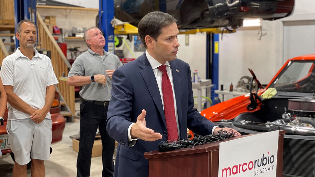 Marco Rubio diz que o plano de carros elétricos da Califórnia é ‘autodestrutivo’: as pessoas vão ‘carregar seus carros com carvão’