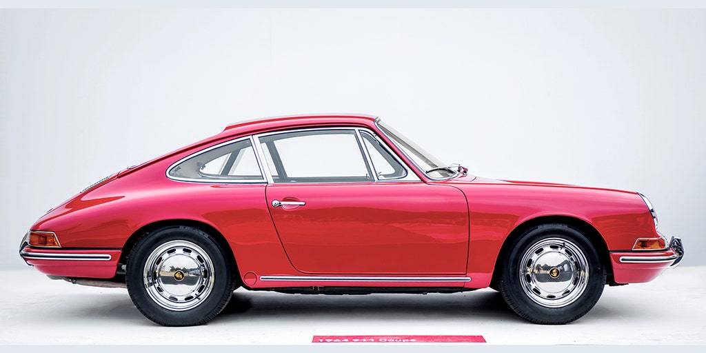 Porsche issuing 911 million shares in IPO to salute its iconic model - Vimarsana News