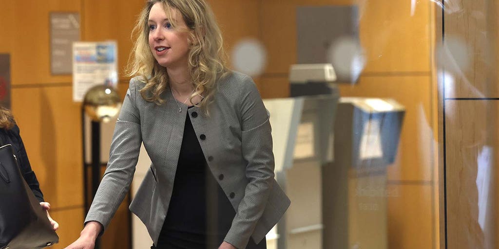 Elizabeth Holmes' chance for a new trial is slim despite hearing, expert says - Vimarsana News