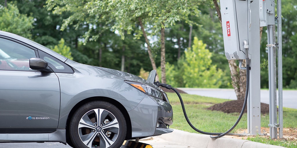 Electric Nissan Leaf can now be used as a battery backup for businesses - Vimarsana News