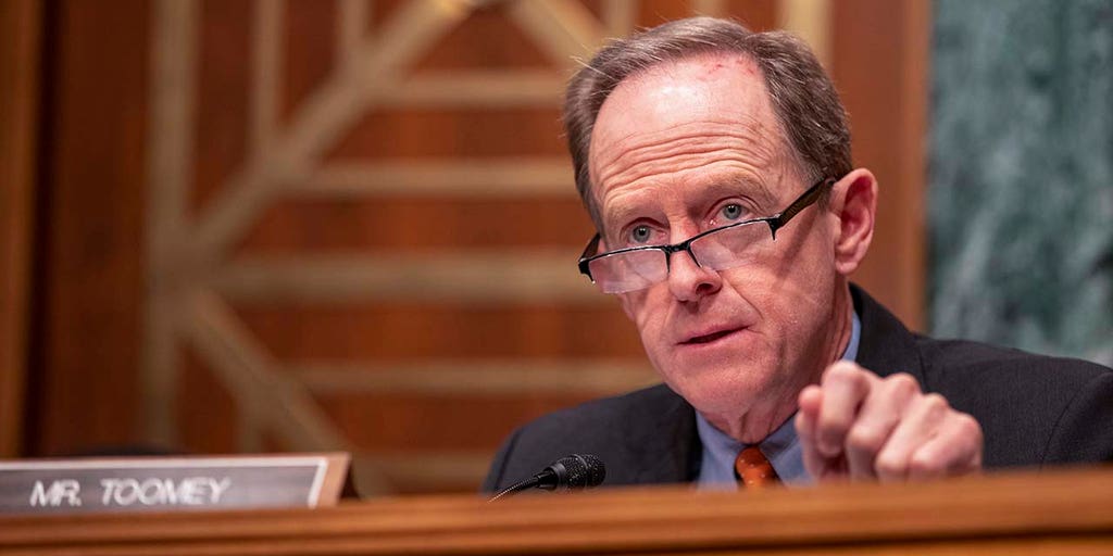 Toomey Leads Charge Against ESG ratings firms - Vimarsana News