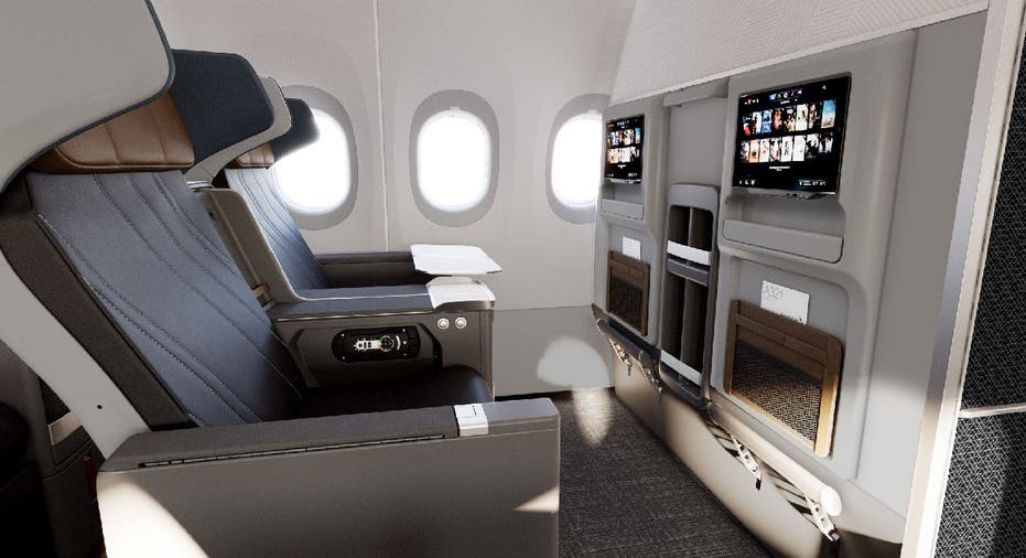 American Airlines Premium Economy: Side view of seat