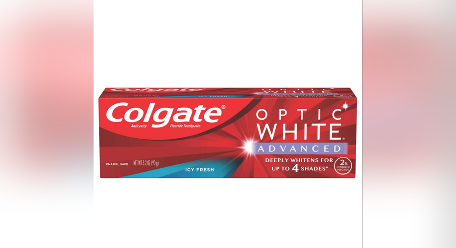 Colgate White Toothpaste Icy Fresh 3.2 oz