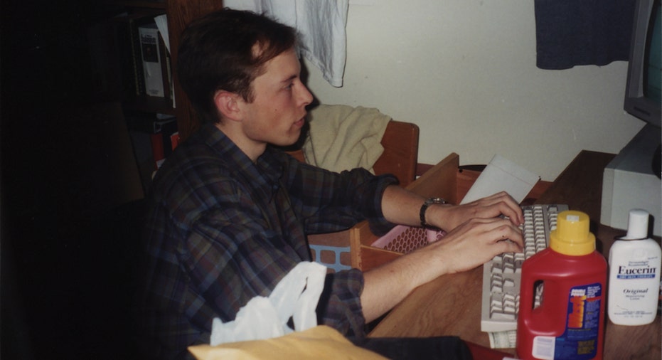 Elon Musk on the computer in college