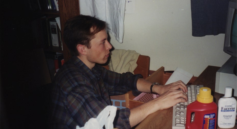 Elon Musk on the computer in college