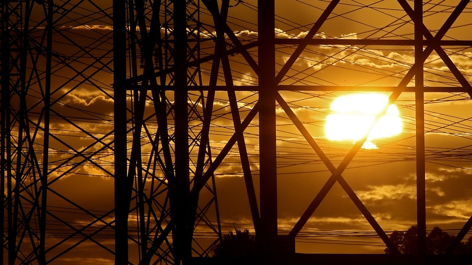 Long Beach power lines