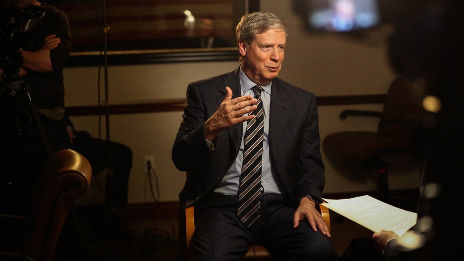 Stanley Druckenmiller sees high chance of recession in 2023: ‘We are in deep trouble’