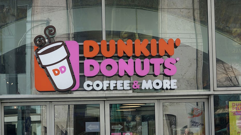 Dunkin' Donuts Store
