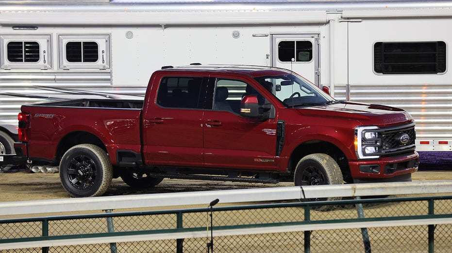 Ford super duty red