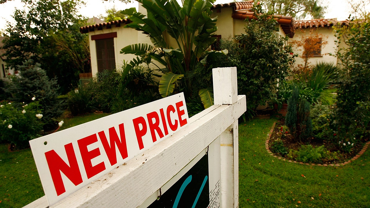 Real estate experts explain how to navigate the market
