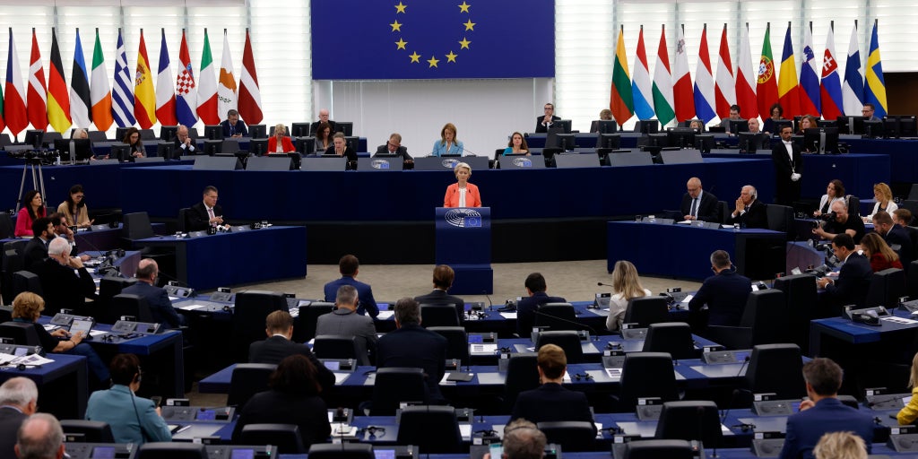 EU hits Russia with new sanctions, issues price cap on oil following Nord Stream 'sabotage' - Vimarsana News