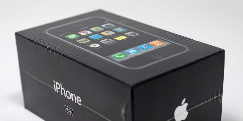 Auctioned-iPhone-2.jpg?ve=1&tl=1
