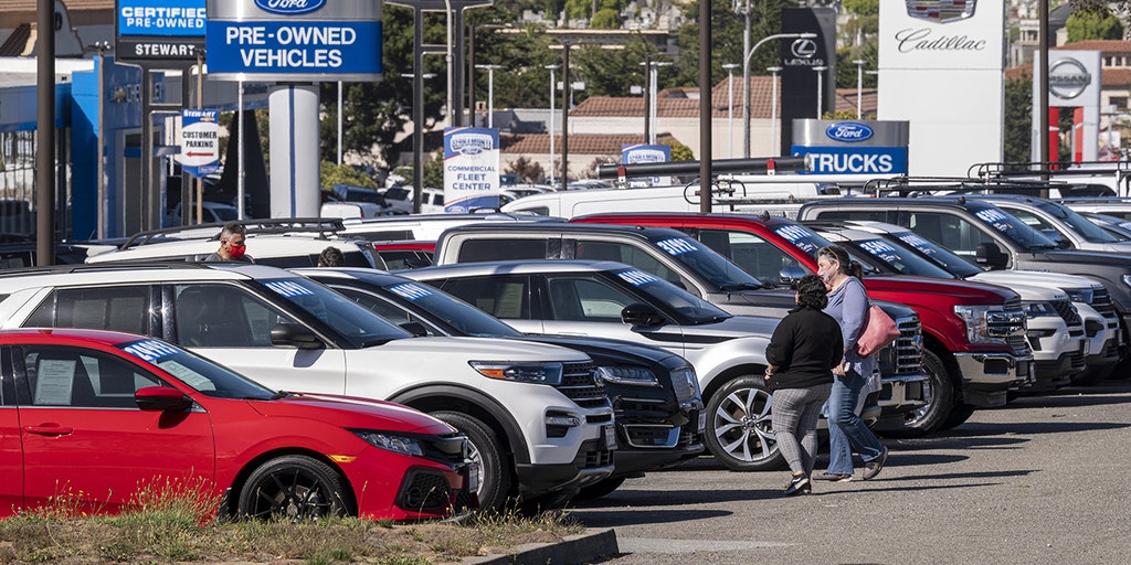More auto payments are late, exposing cracks in consumer credit - Vimarsana News