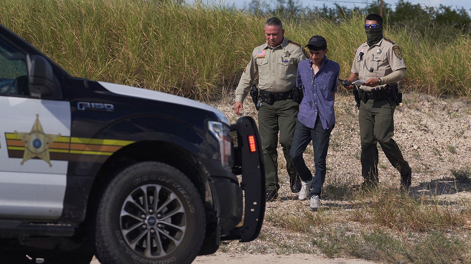 Border agents arrest migrant smuggler