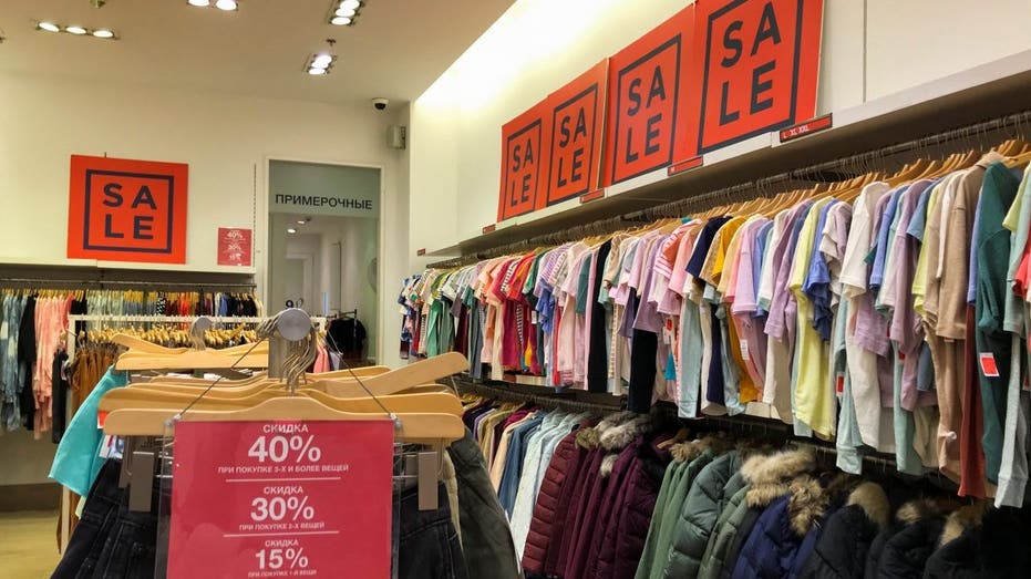 Gap clothes deals shop near me