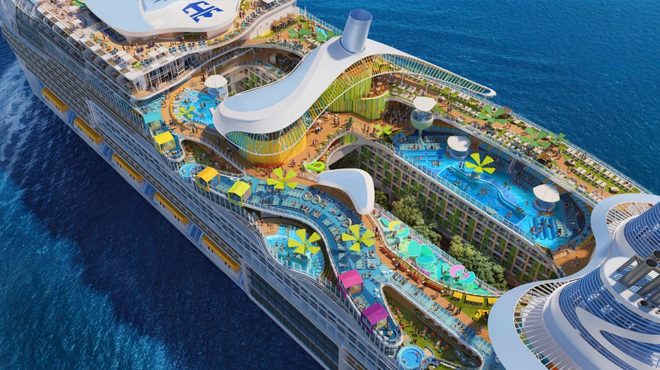 Royal Caribbean Adds World S Largest Cruise Liner To Fleet   Royal C 2 