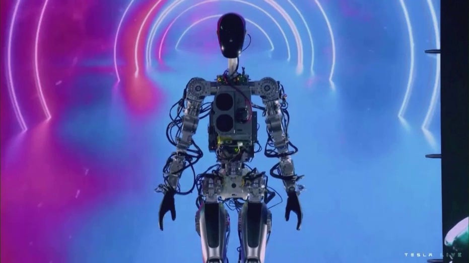 Tesla's humanoid robot prototype "Optimus"