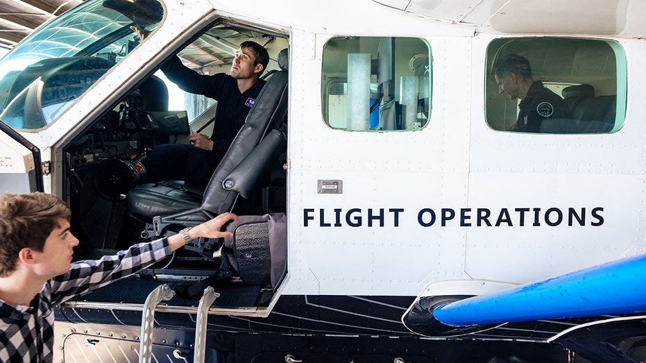 Engineers run Xwing test flight