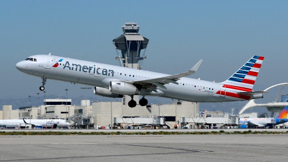 American Airlines Airbus A321 Los Angeles