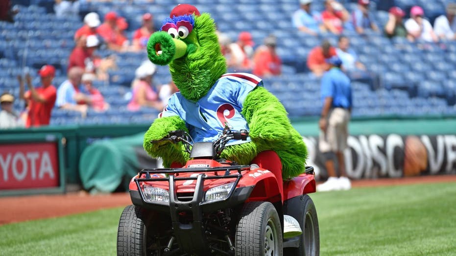 Phanatic Mascot