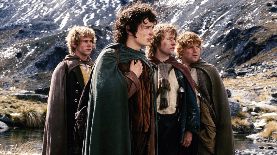 Merry, Frodo, Pippin, Sam in "Lord of the Rings"