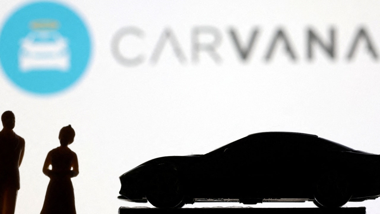 Carvana stock slides on bankruptcy risk – Fox Business