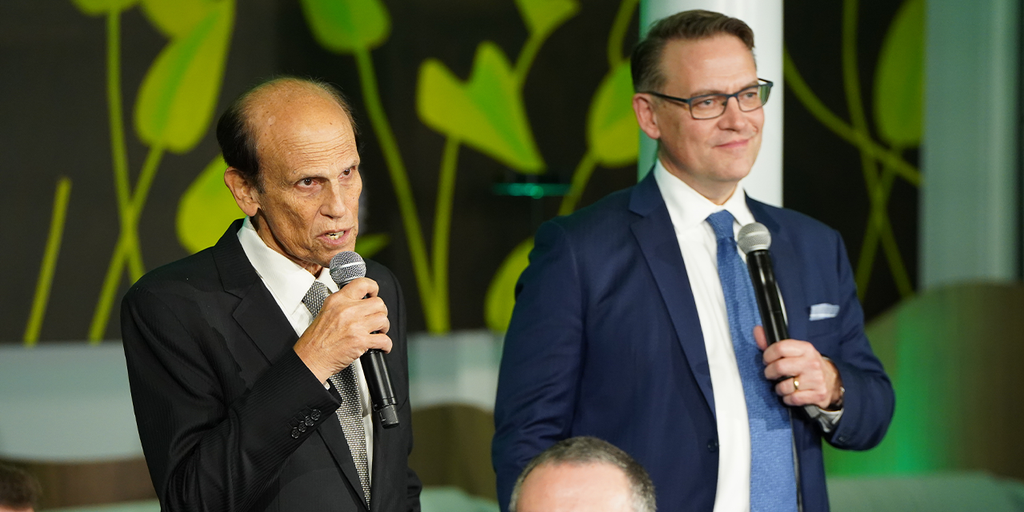 Michael Milken's Prostate Cancer Foundation raises millions - Vimarsana News