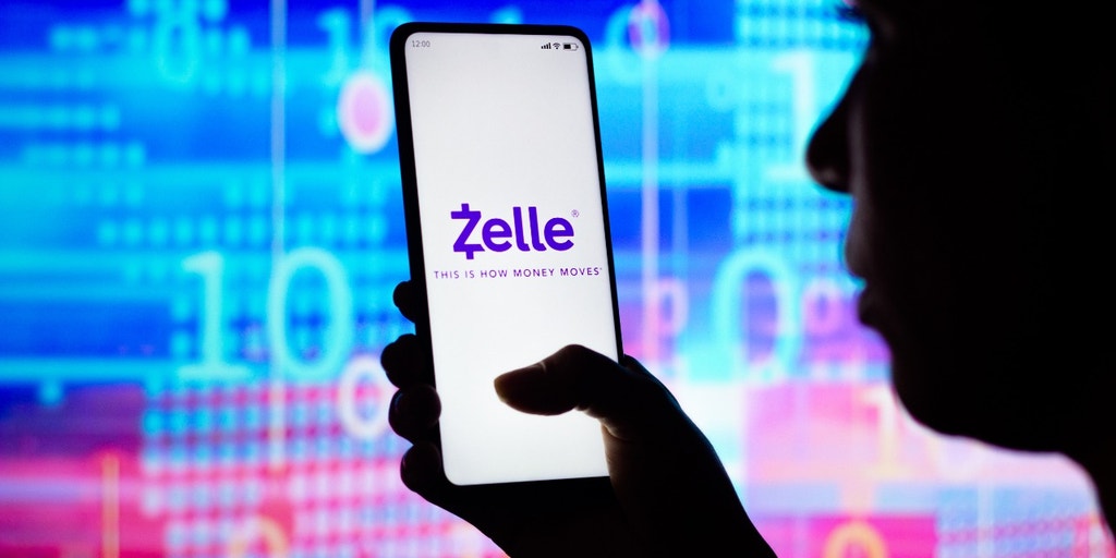 Zelle-app-smartphone.jpg?ve=1&tl=1