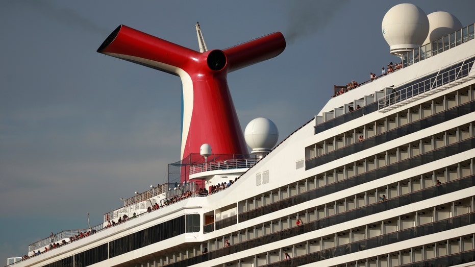 Carnival Valor cruise ship