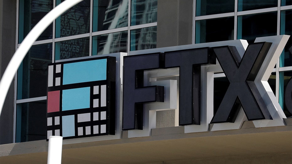 Logotipo de FTX visto en Miami