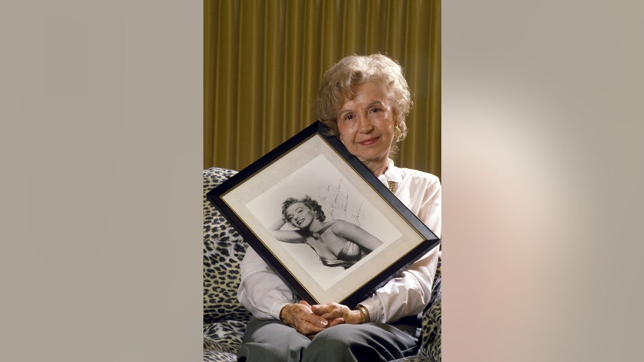 Berniece Miracle, siostra Marilyn Monroe