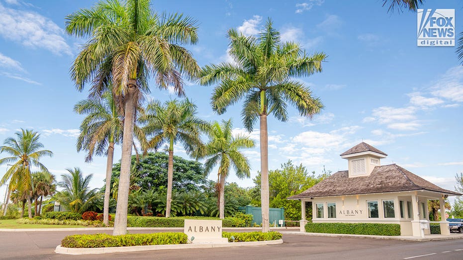 Albany Resort entrance