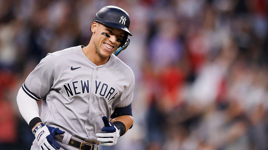 Aaron Judge hits record-setting home run.