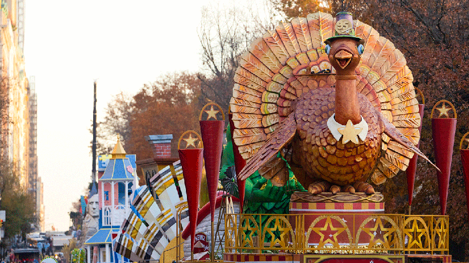 Macy's Thanksgiving Day Parade float