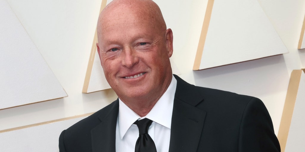 Former Disney chief Bob Chapek ousted after CFO worked behind his back, report say - Vimarsana News