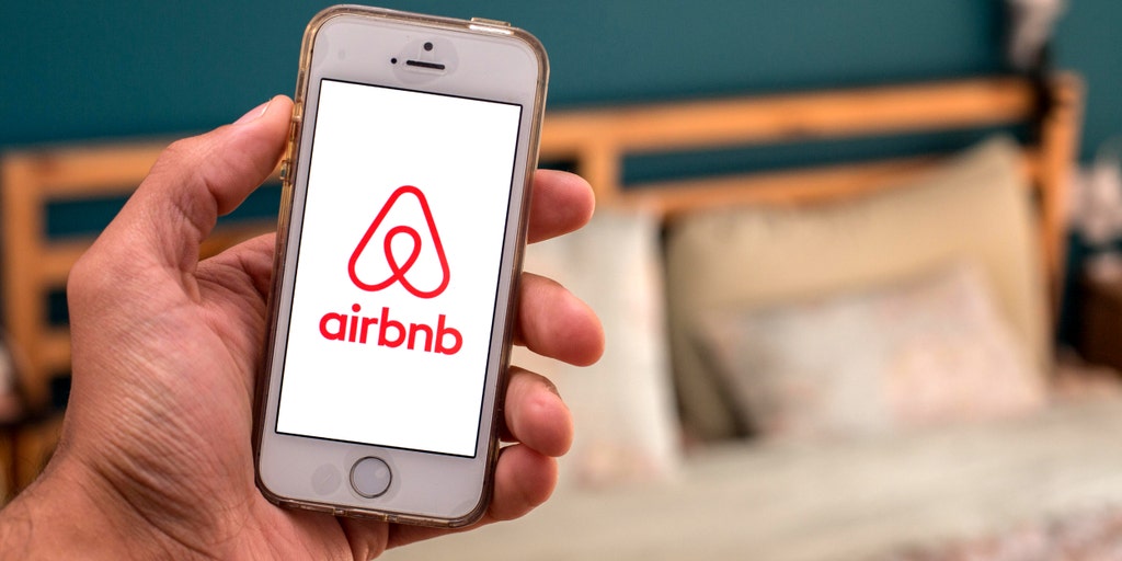 Airbnb host hit with $640 utility bill after guests purposely leave gas, water on: Report - Vimarsana News