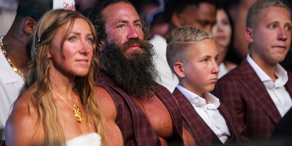 'Liver King' slapped with class-action lawsuit for allegedly deceiving customers by hiding steroid use - Vimarsana News