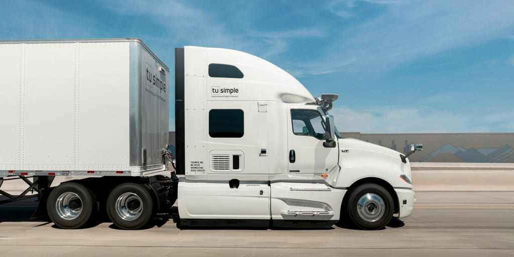 Self-driving truck company TuSimple to lay off hundreds days before Christmas: report - Vimarsana News