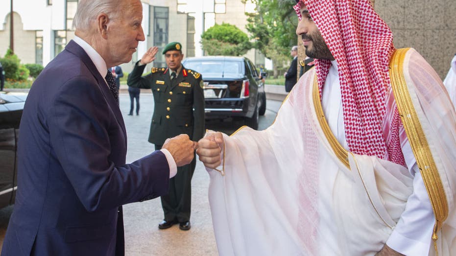 Biden odwiedza Arabię ​​​​Saudyjską