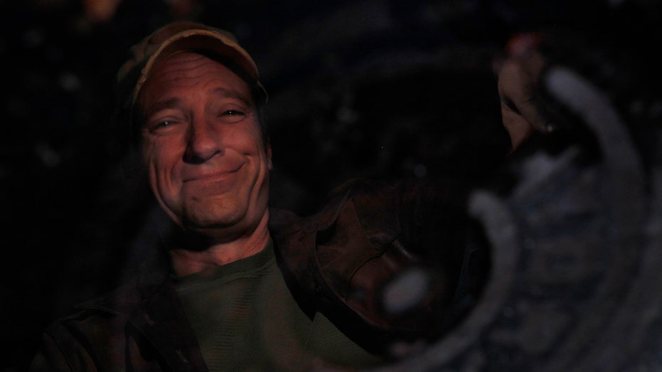 Mike Rowe host of Dirty Jobs