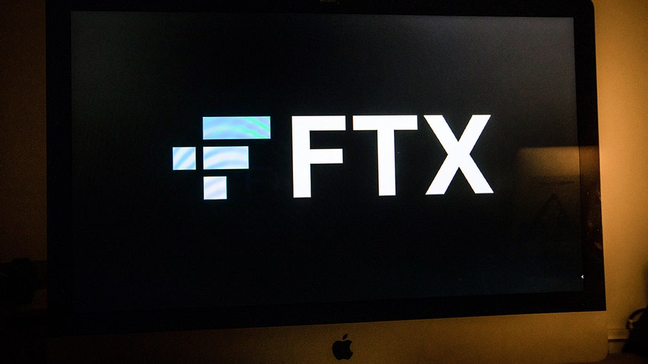 The FTX logo