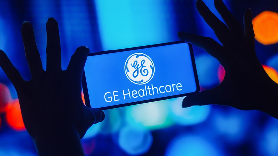 GE HealthCare logo