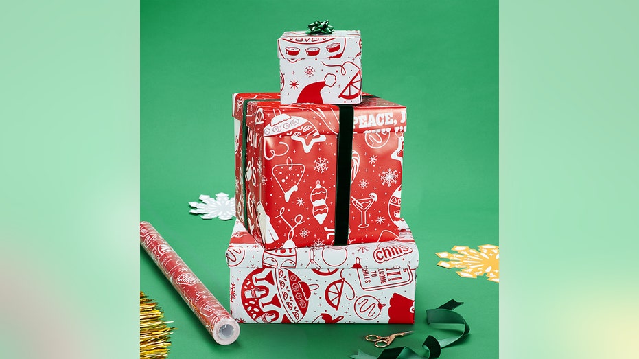 chilis wrapping paper