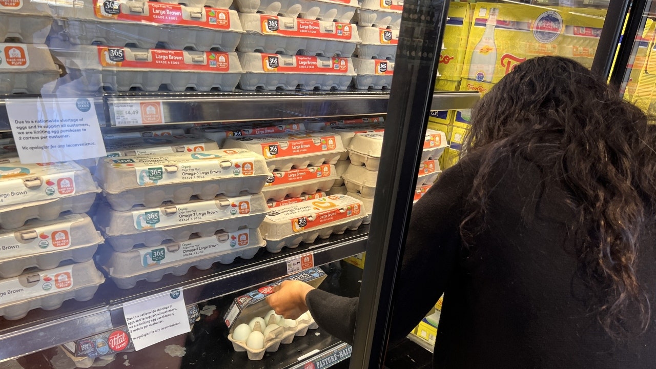 Egg From Giant Woodlands Outlet Looks Rotten & Emits Pungent Odour, Supermarket Chain Investigating