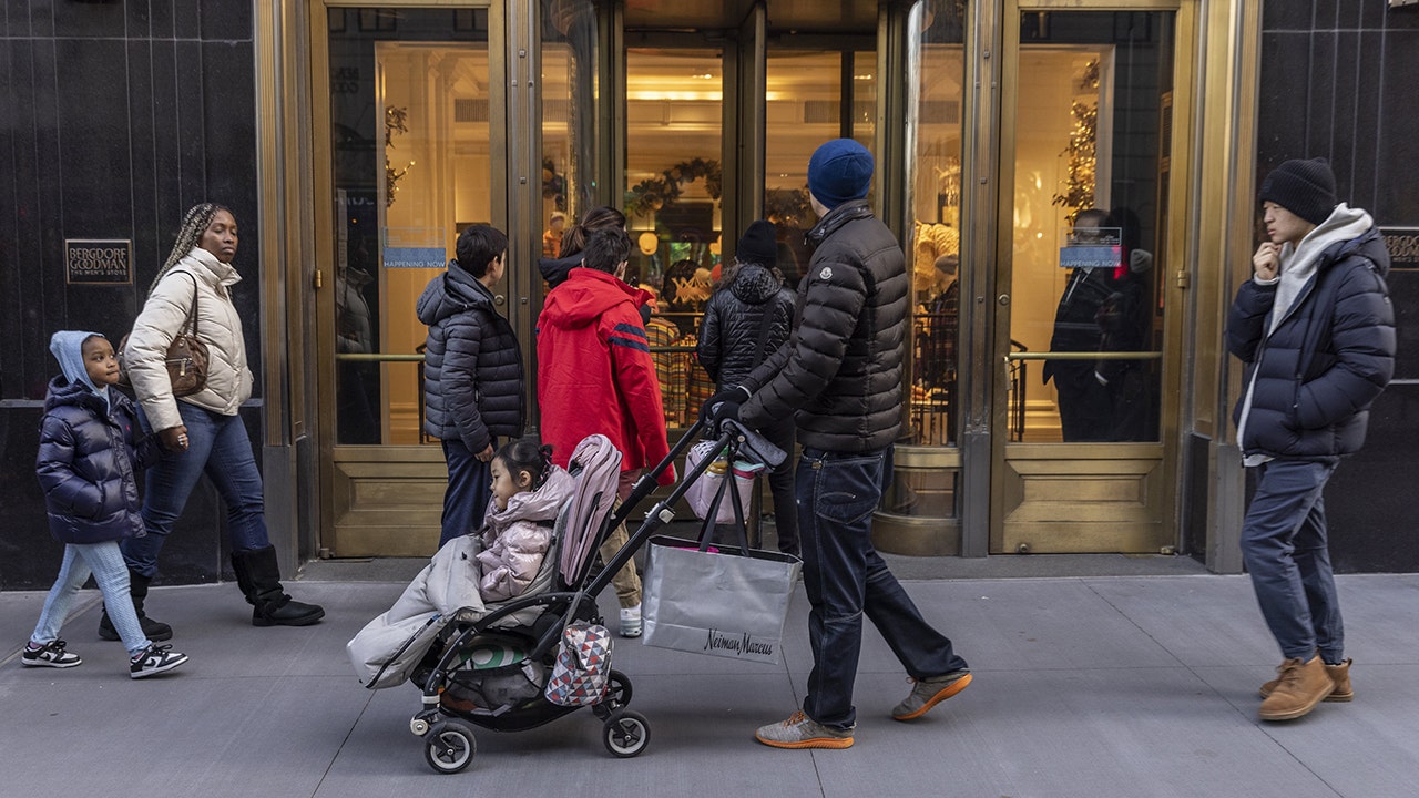 Most enterprises anticipate 2023 recession: JPMorgan study