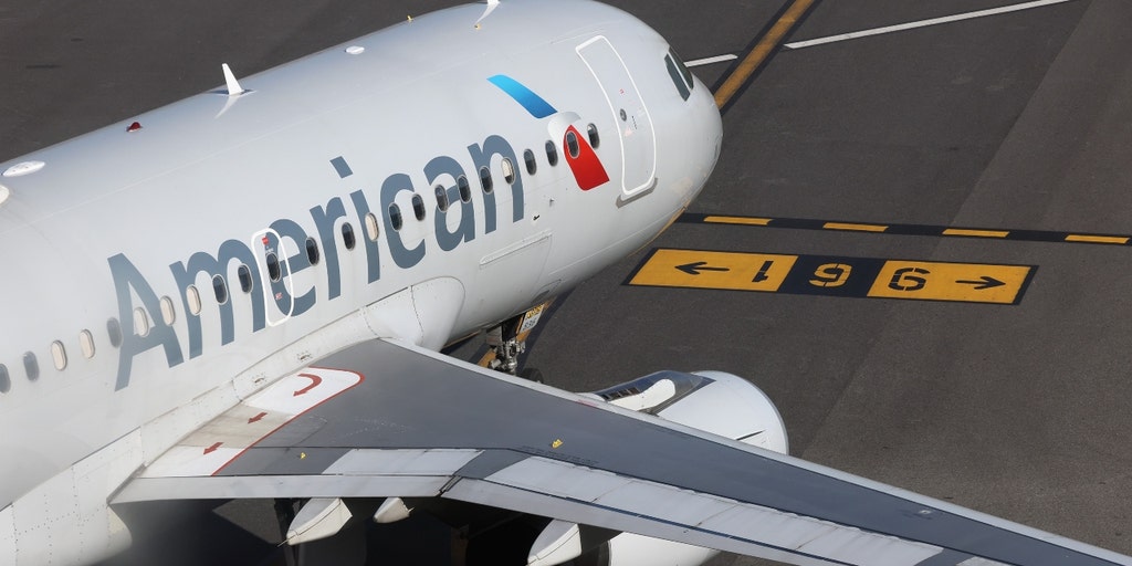 DOT dashboard shows what airlines guarantee fee-free family seating - Vimarsana News