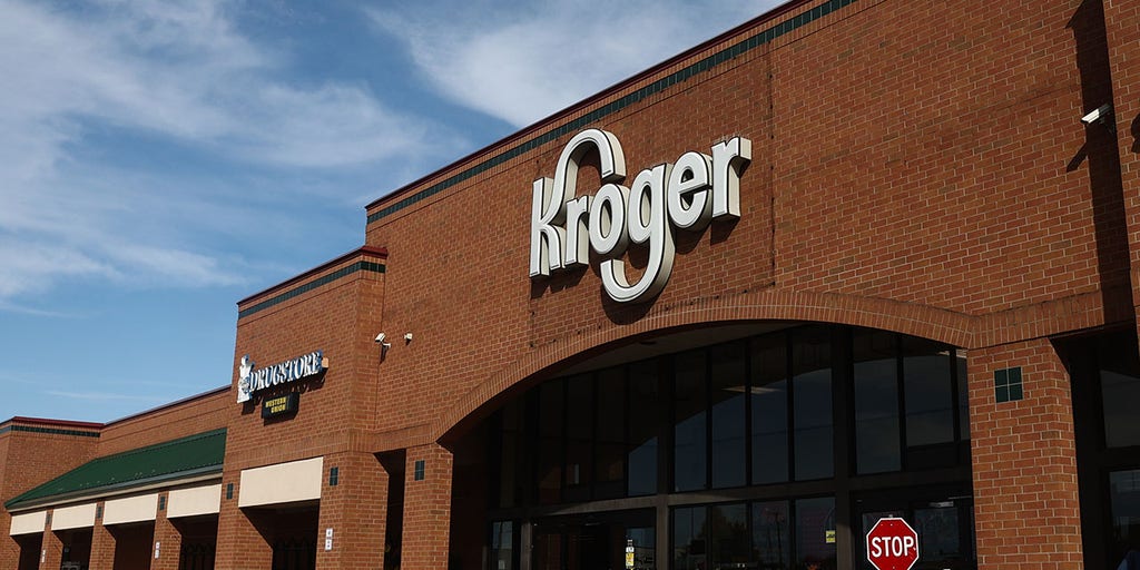 Kristi Dosh on X: My mom is currently battling cancer, and the only thing  she wants is @kroger Green Onion Dip mix. No Krogers in FL, and she tried  several other brands